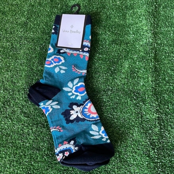 NWT Women's Vera Bradley Haymarket Paisley Jewel Crew Socks - Picture 3 of 7